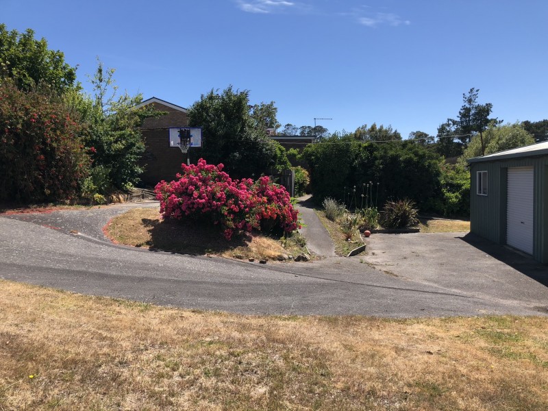 5a Taree Crescent, Gravelly Beach TAS 7276