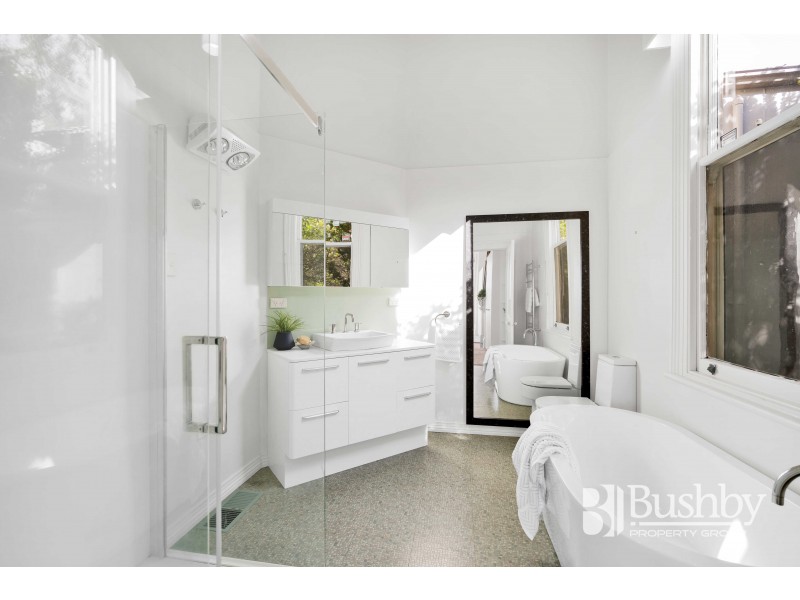 48 Bain Terrace, Trevallyn TAS 7250