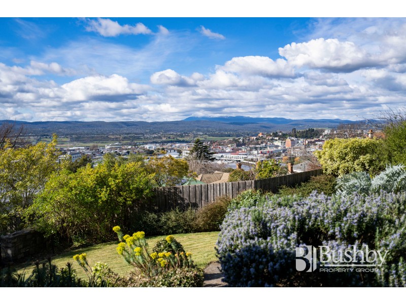 48 Bain Terrace, Trevallyn TAS 7250