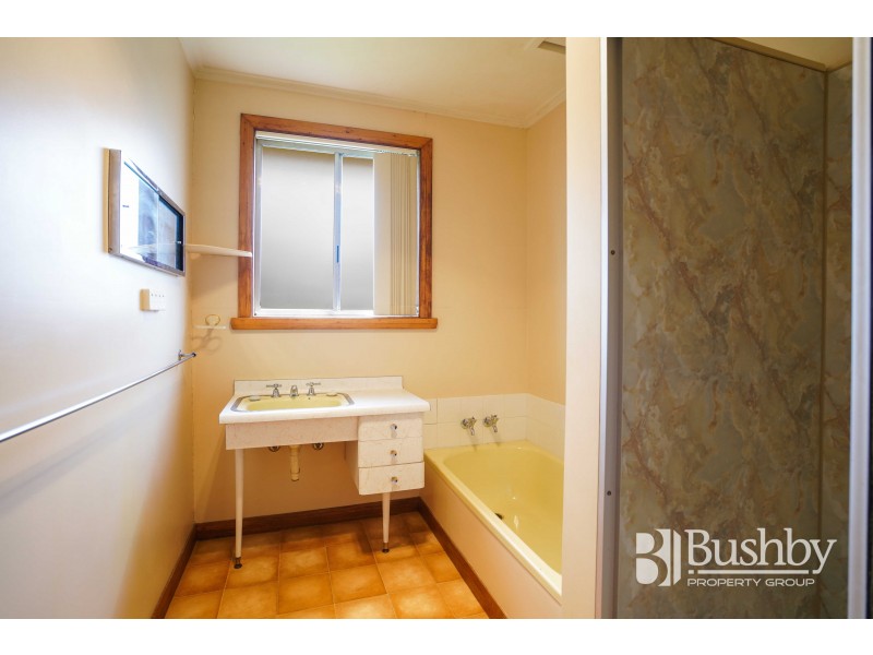 13 Arnold Street, Newnham TAS 7248