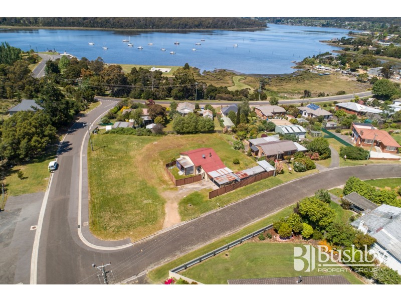 219 Gravelly Beach Road, Gravelly Beach TAS 7276