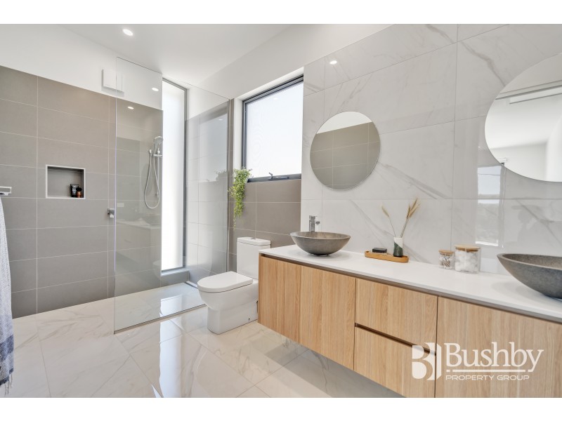 1/19 Bain Terrace, Trevallyn TAS 7250