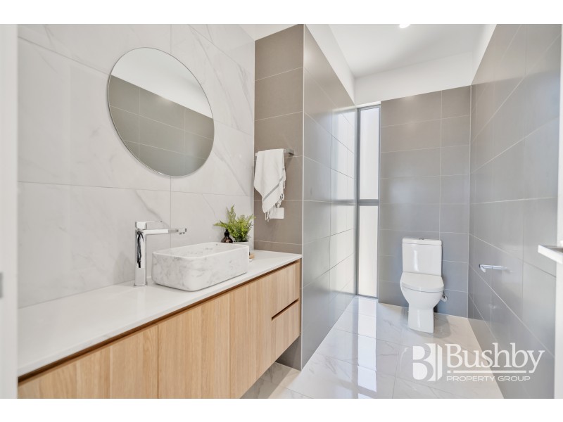 1/19 Bain Terrace, Trevallyn TAS 7250