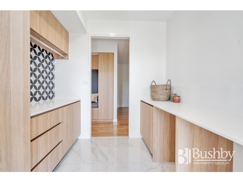 1/19 Bain Terrace, Trevallyn TAS 7250