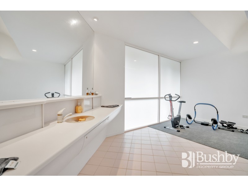 203 Rosevears Drive, Rosevears TAS 7277