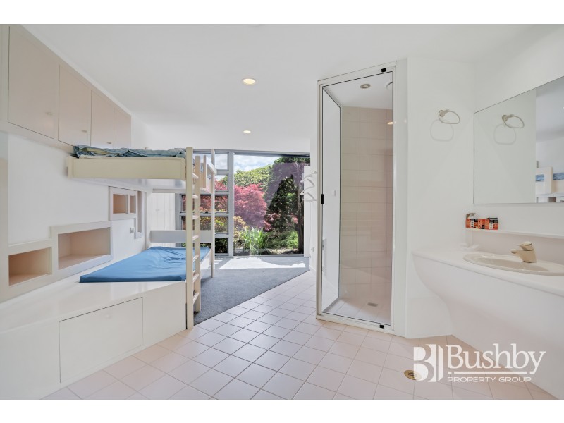 203 Rosevears Drive, Rosevears TAS 7277