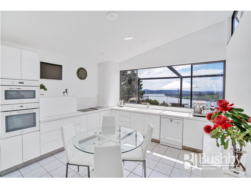 203 Rosevears Drive, Rosevears TAS 7277