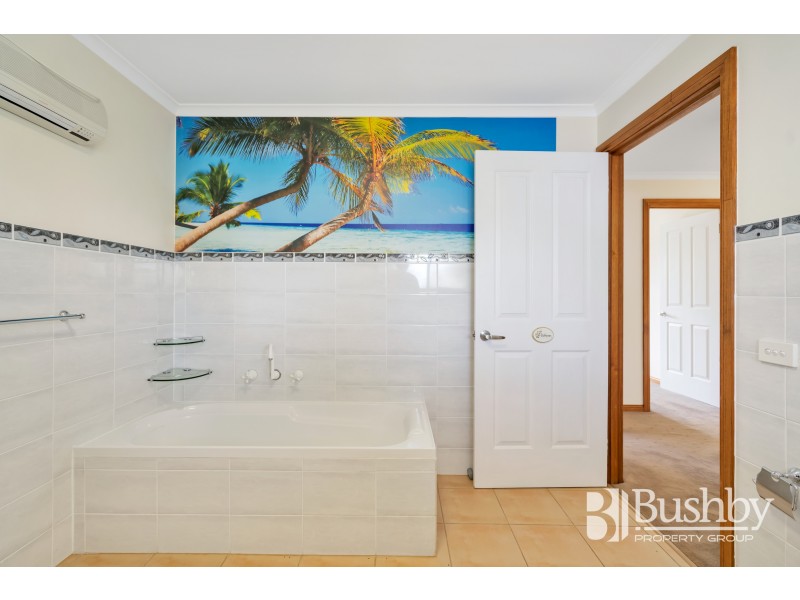 2A Church Street, Cressy TAS 7302