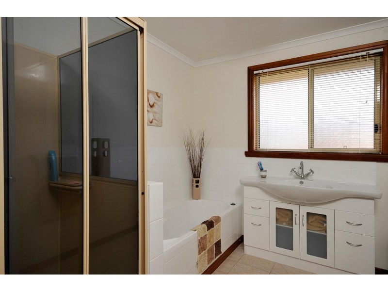 7 Burswood Terrace, Prospect Vale TAS 7250