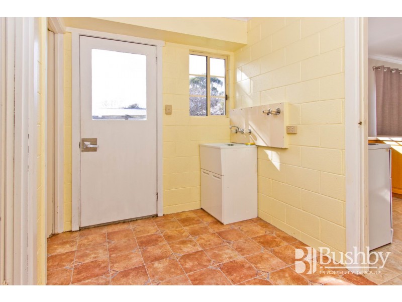 1/34 Longvista Road, Blackstone Heights TAS 7250