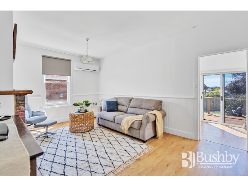 70 Tompsons Lane, Newnham TAS 7248
