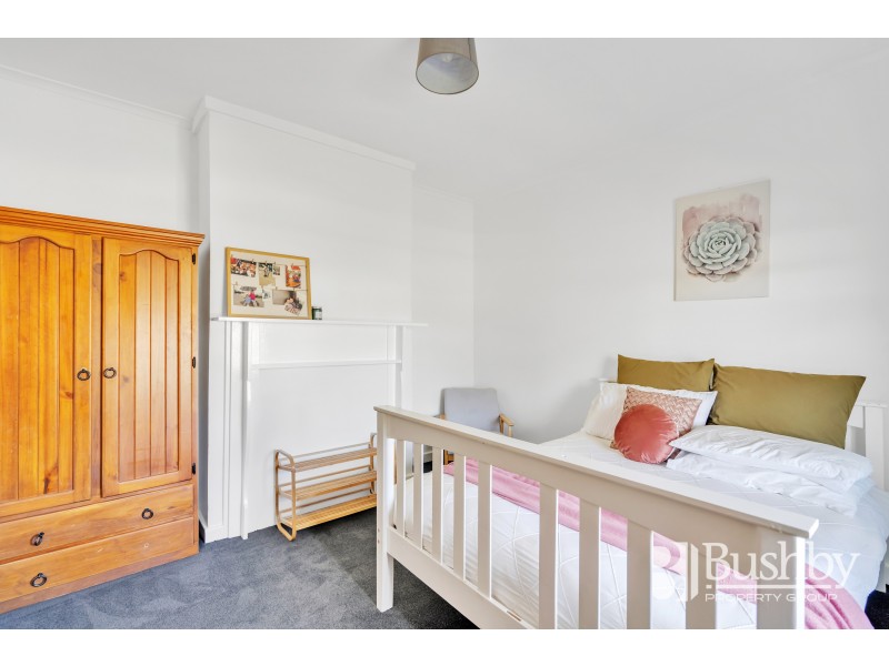 70 Tompsons Lane, Newnham TAS 7248