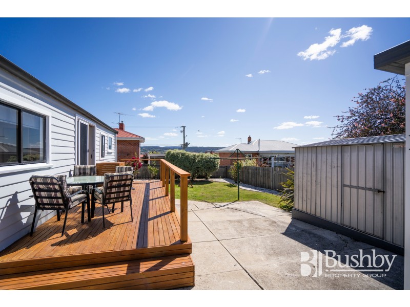 70 Tompsons Lane, Newnham TAS 7248