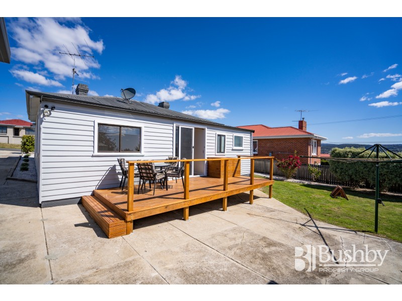 70 Tompsons Lane, Newnham TAS 7248