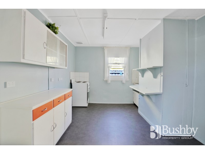 8 Russell Street, Invermay TAS 7248