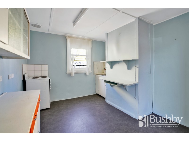 8 Russell Street, Invermay TAS 7248
