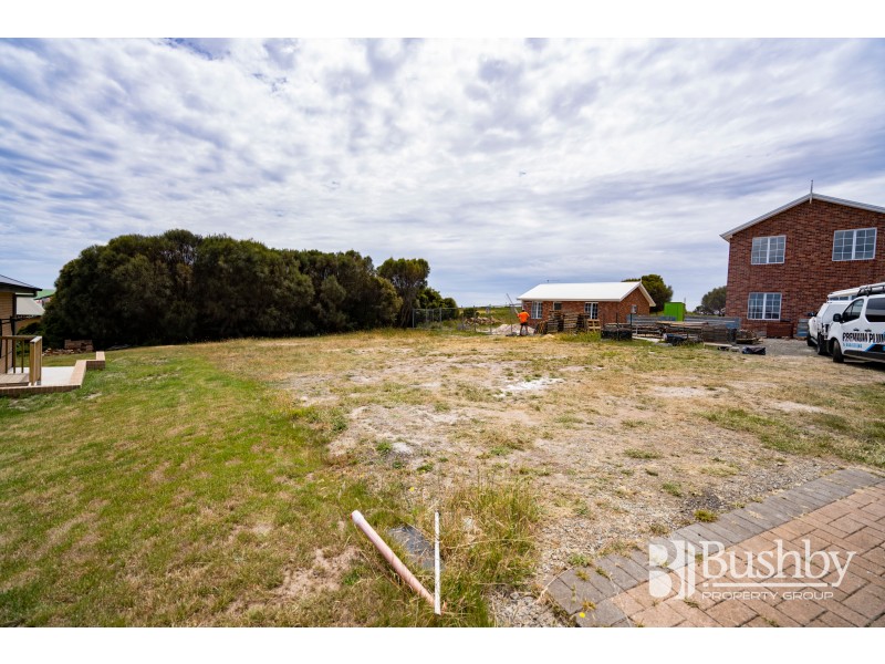 15 Leads Avenue, Low Head TAS 7253
