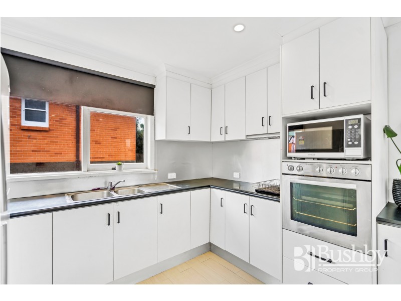 31 Ronneby Road, Newnham TAS 7248