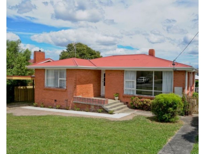 17 Egan Street, Newnham TAS 7248