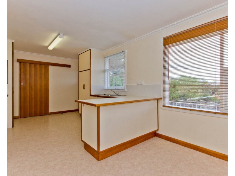 17 Egan Street, Newnham TAS 7248