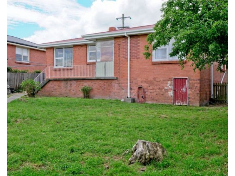 17 Egan Street, Newnham TAS 7248