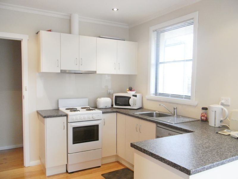 21 Arnold Street, Newnham TAS 7248