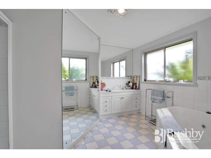 5 Trafalgar Drive, Prospect TAS 7250
