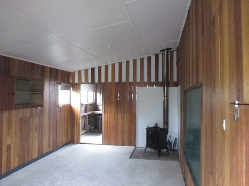 35 Station Road, Lilydale TAS 7268