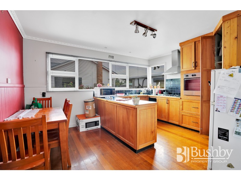 303 Peel Street West, Summerhill TAS 7250