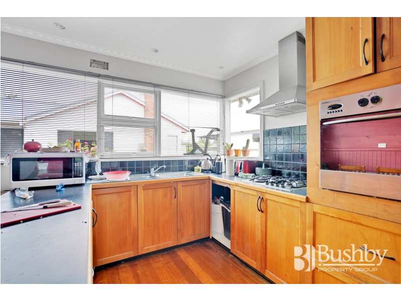 303 Peel Street West, Summerhill TAS 7250