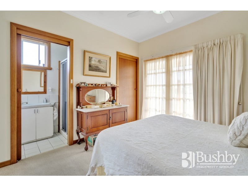 4 Pomona Road, Riverside TAS 7250