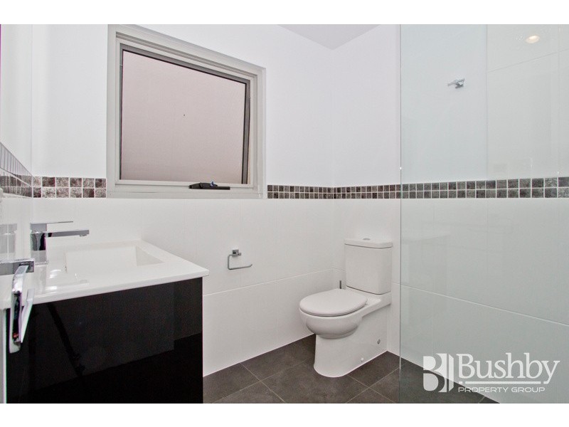 1/3 Greenway Close, Riverside TAS 7250