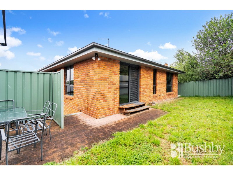 2/15-17 Conway Street, Mowbray TAS 7248