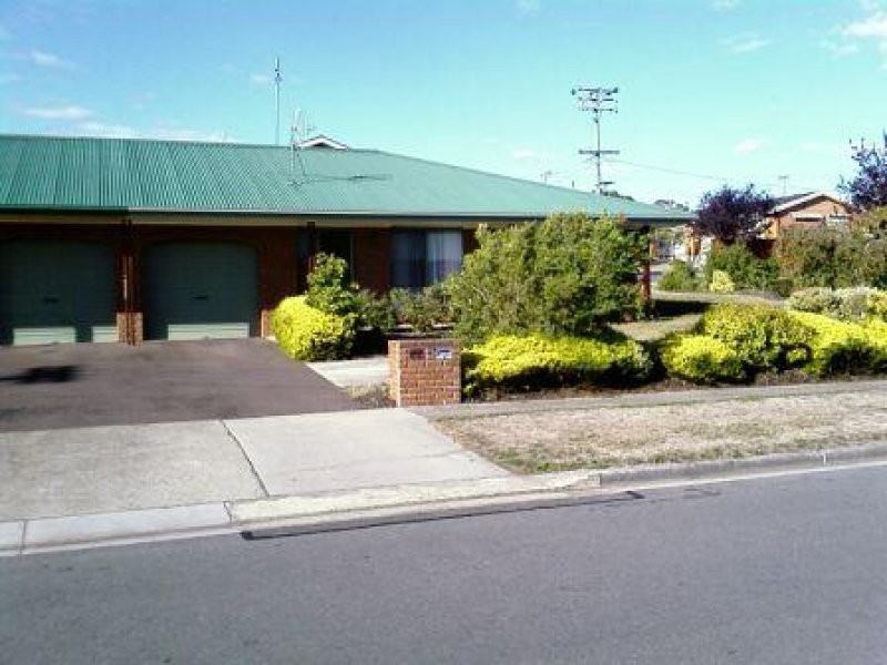 1/26 Snow Street, Newnham TAS 7248
