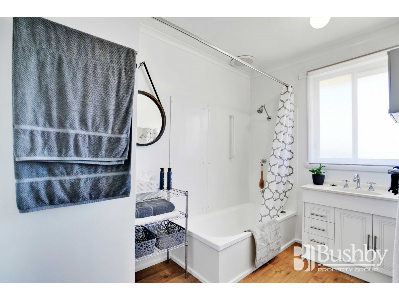 5 Honeysuckle Court, Rocherlea TAS 7248