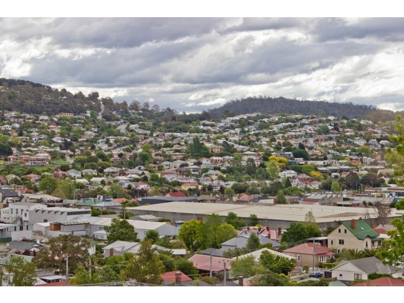 2/3 Powena Street, South Launceston TAS 7249