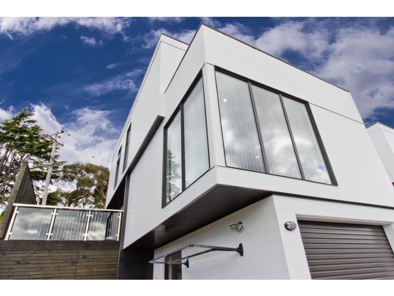 2/3 Powena Street, South Launceston TAS 7249