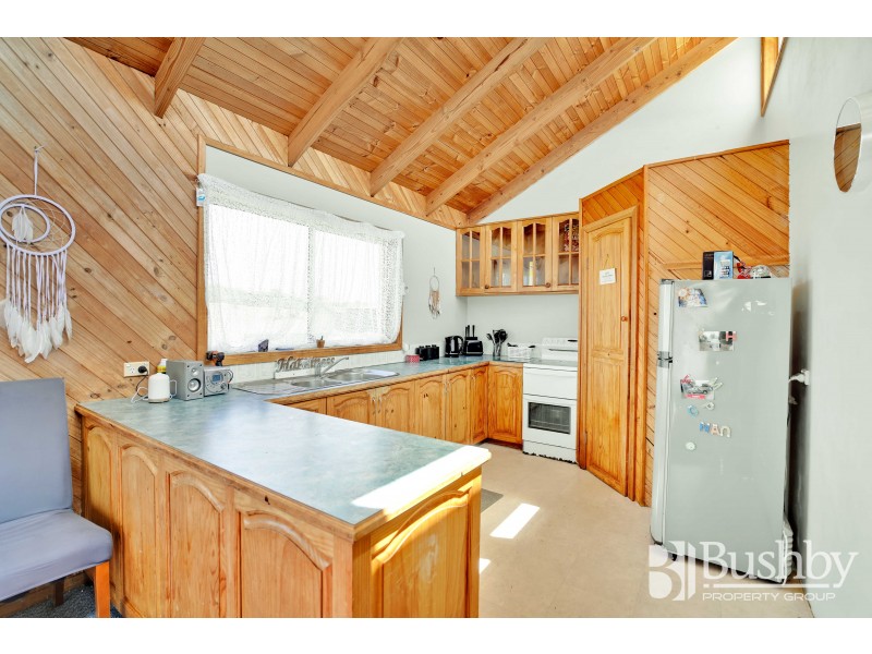 123 Bellbuoy Beach Road, Low Head TAS 7253