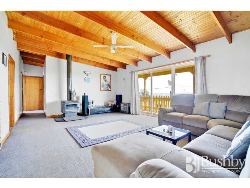 123 Bellbuoy Beach Road, Low Head TAS 7253