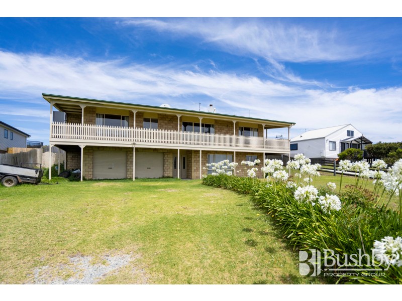 123 Bellbuoy Beach Road, Low Head TAS 7253