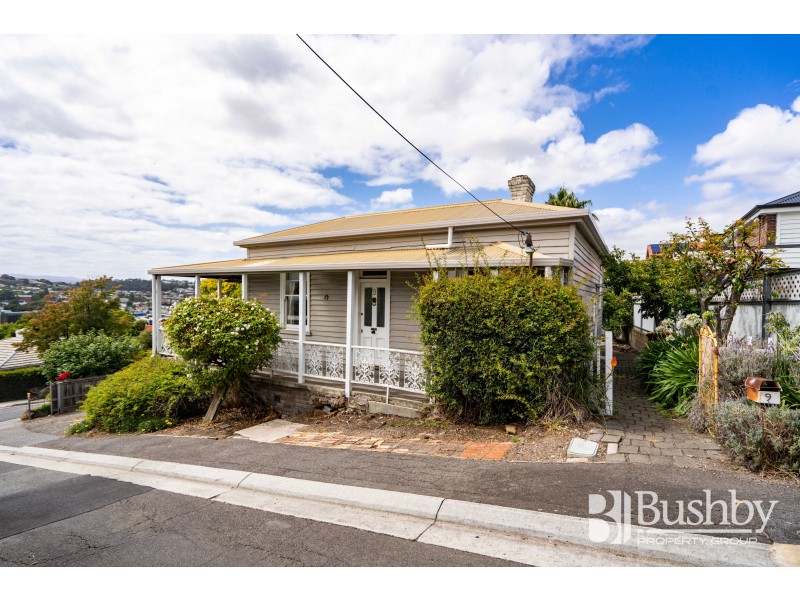 9 Crescent Grove, West Launceston TAS 7250