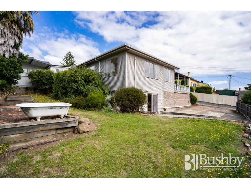 9 Crescent Grove, West Launceston TAS 7250