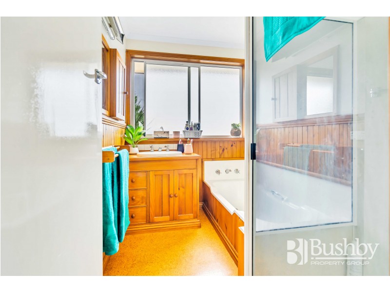 36 Peters Avenue, Summerhill TAS 7250