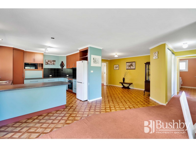 11 Glover Avenue, Blackstone Heights TAS 7250