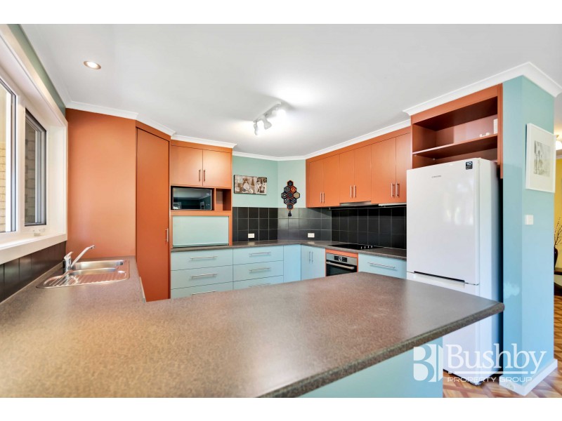 11 Glover Avenue, Blackstone Heights TAS 7250