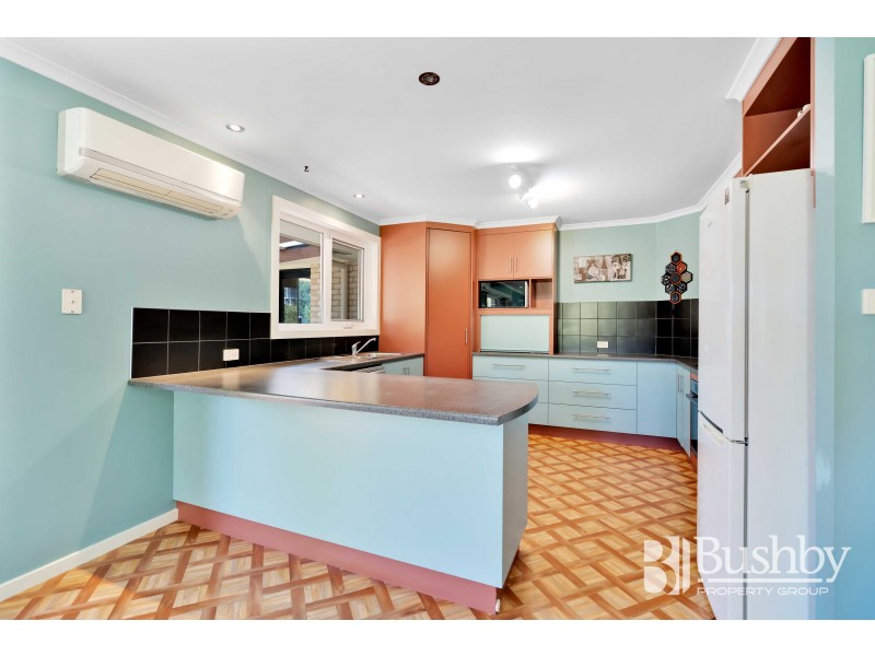 11 Glover Avenue, Blackstone Heights TAS 7250