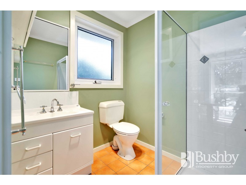 11 Glover Avenue, Blackstone Heights TAS 7250