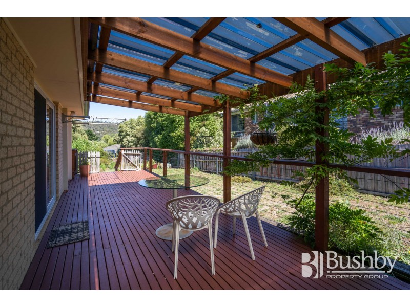 11 Glover Avenue, Blackstone Heights TAS 7250
