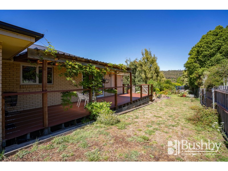 11 Glover Avenue, Blackstone Heights TAS 7250