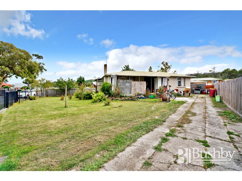 3 Hazelwood Parade, Ravenswood TAS 7250